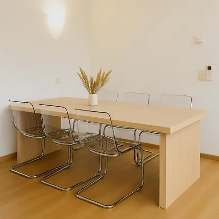 Apartman Relaxed Coastal - Steps From & Center