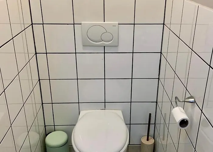 Apartment Relaxed Coastal - Steps From & Center